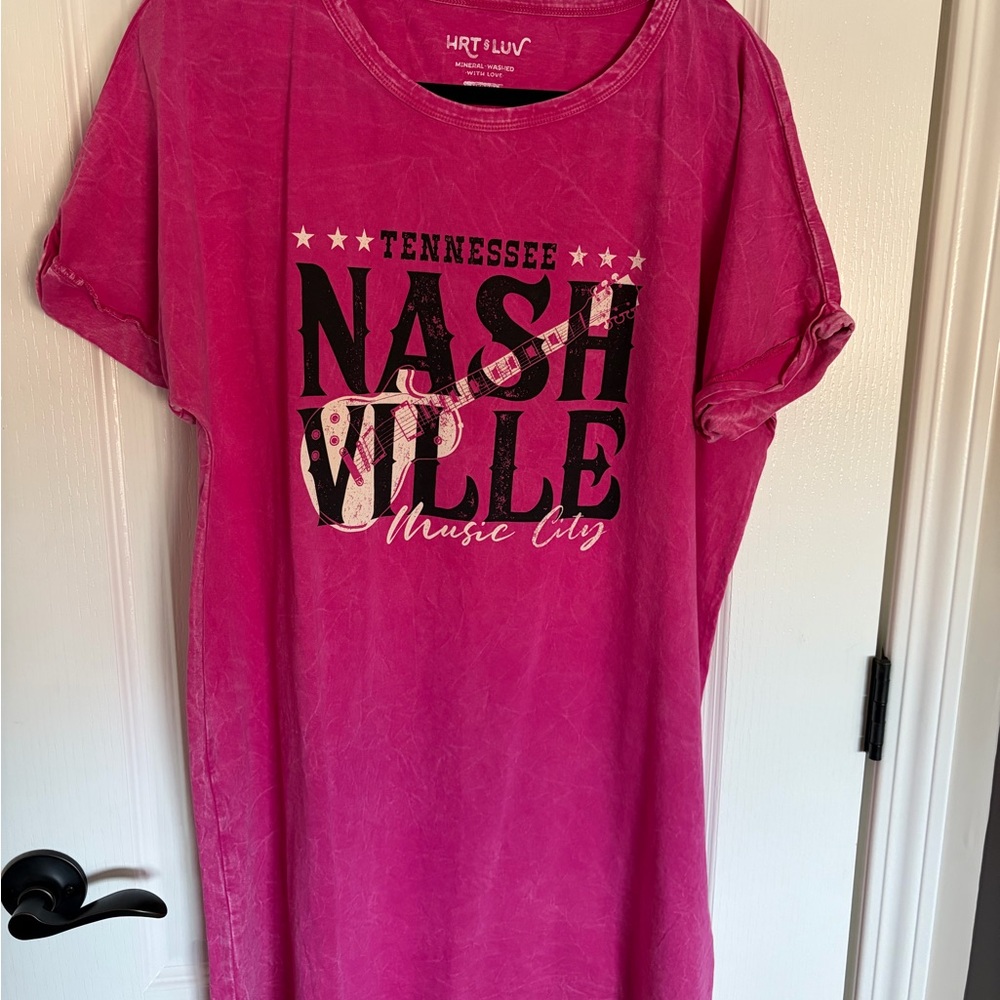 Pink Nashville Graphic T-Shirt